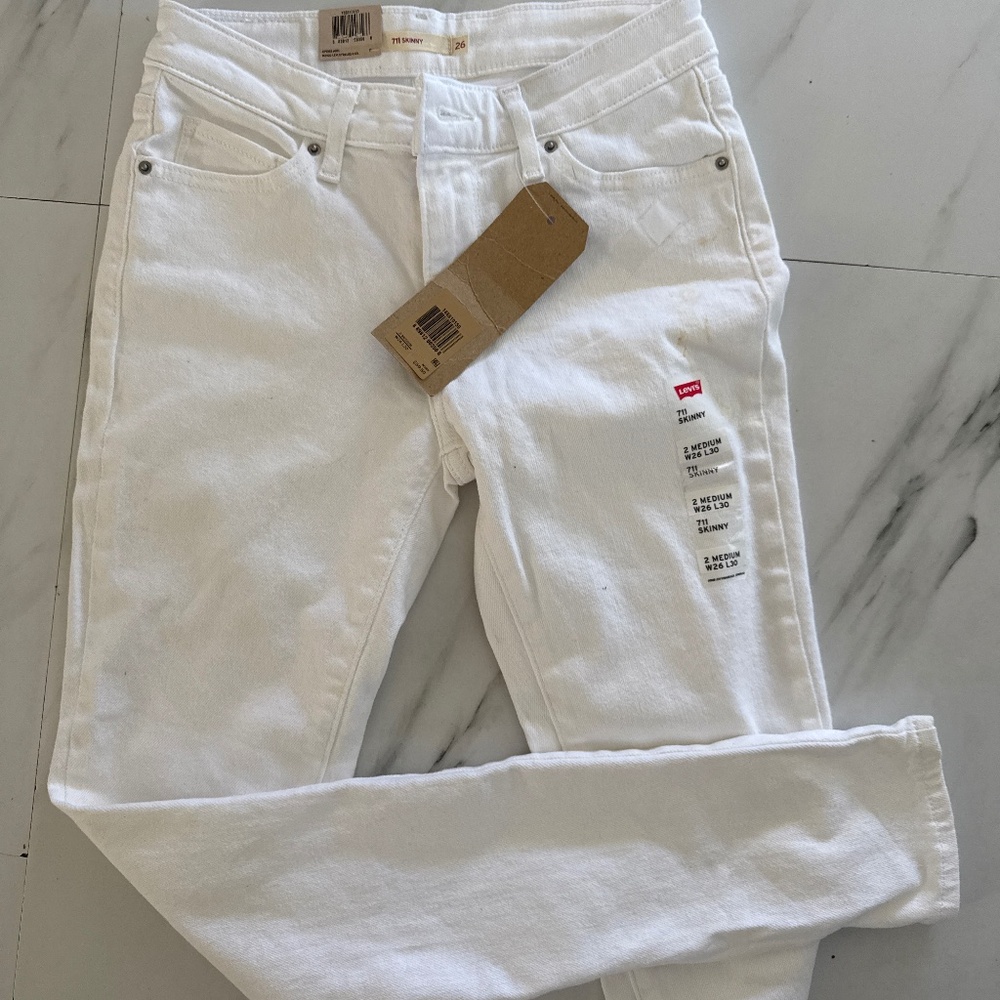 Levi 711 skinny jeans